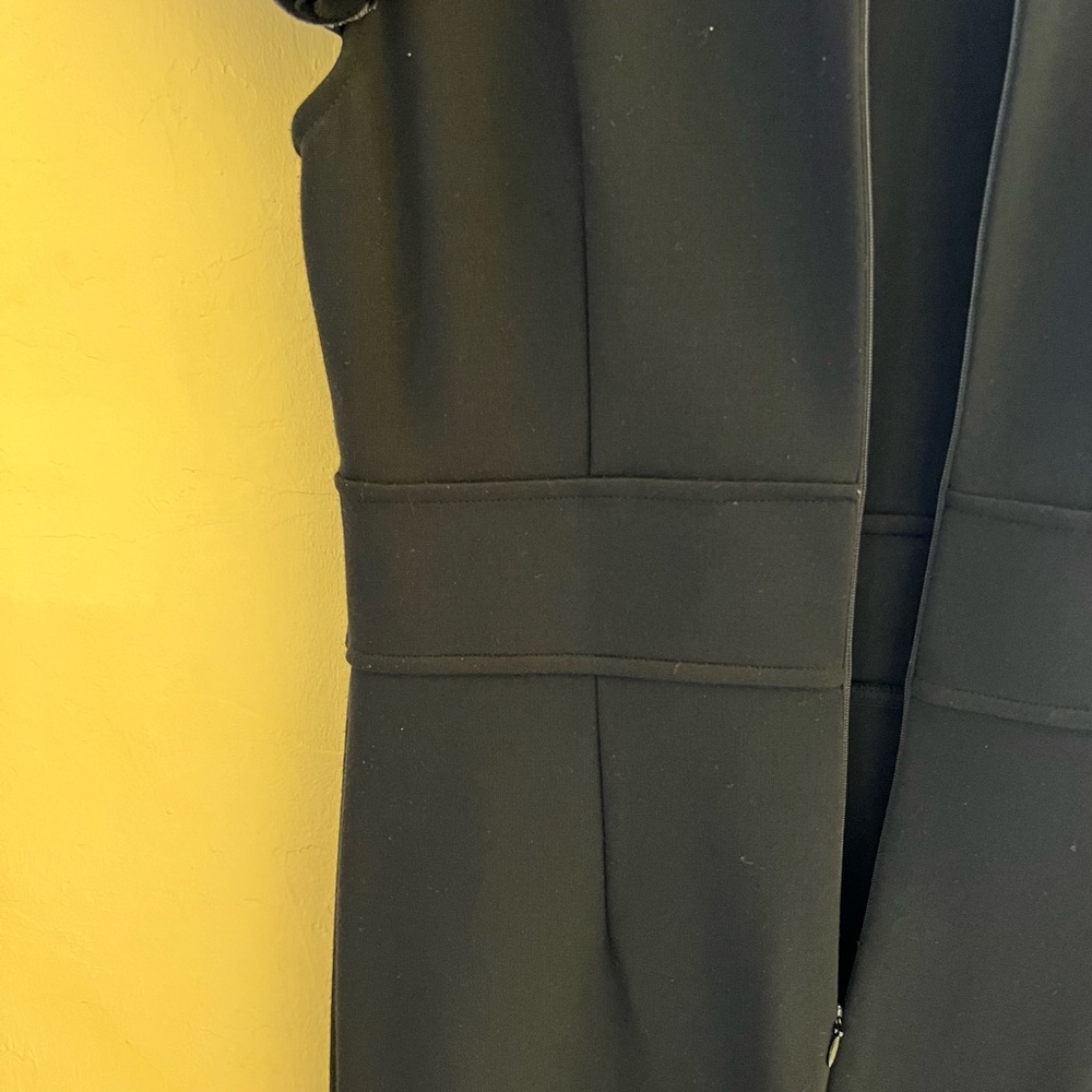 Adrienne Vittadini Solid Black Rosette Sleeves Mi… - image 8